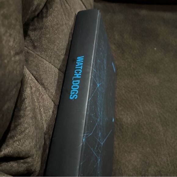 Watch Dogs Collector's Edition: Prima Official Game Guide - Picture 3 of 4